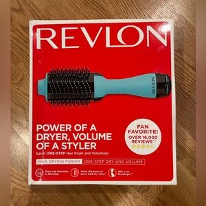 Revlon Salon One-Step Hair Dryer and Volumizer Hot Air Brush NEW